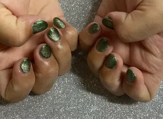 ネイル VIERU 🌈🎀💖のネイルデザイン