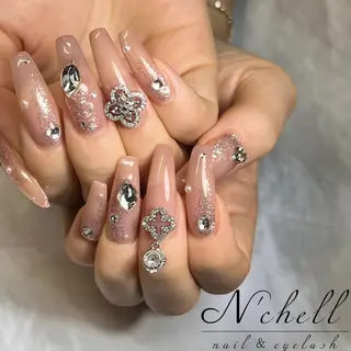 ネイル Nailist Aoiのネイルデザイン