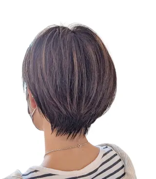 ショート カラー KAMUI所属・アシスタント スタイリストのマツエク・マツパデザイン