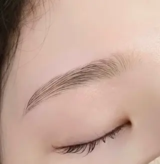 アイブロウ 【lapte】 中目黒のマツエク・マツパデザイン