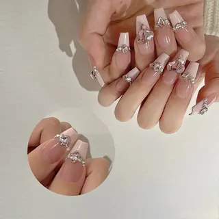 ネイル Iris  Nail所属・akige akigeのネイルデザイン