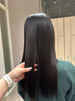 ロング パーマ Un ami omotesando 【アンアミ　オモテサンドウ】所属・RIKO/暖色カラー /縮毛矯正/ミニボブのヘアスタイル