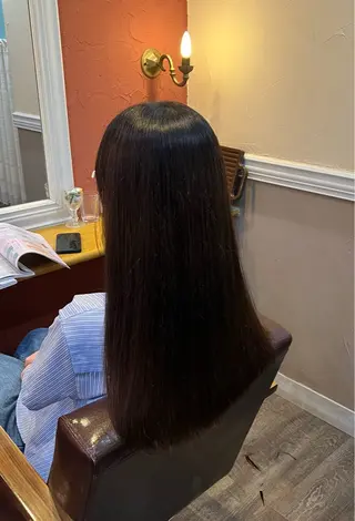 ロング ビューティーサロンヌーベル一ノ割店所属・大内 芹菜のヘアスタイル