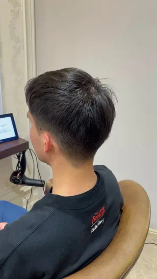 メンズ 山本 梨華のヘアスタイル