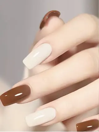 ネイル H3 Nail Tsuki🦋💙のネイルデザイン