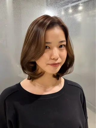 ショート 古賀/レイヤーボブ /ハッシュカットのヘアスタイル