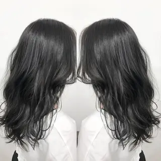 セミロング カラー ハイトーン髪質改善 家中貴典のヘアスタイル