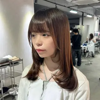 ミディアム 艶髪カラー/レイヤ ー支持No.1renのヘアスタイル