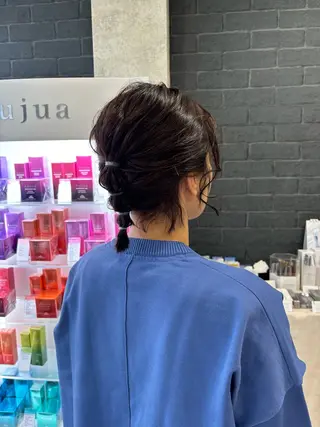 カラー ヘアアレンジ ヤマグチ ユキナのヘアスタイル
