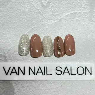 ネイル Van Nail Salonのネイルデザイン