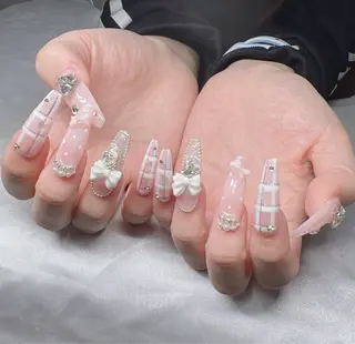 ネイル Lee Nailsのネイルデザイン