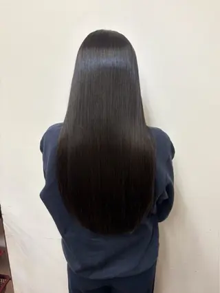 ロング Lanitic所属・西村 優杏のヘアスタイル