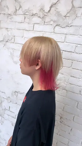 ショート L STUDIO心斎橋店所属・派手髪支持率No1 Eisukeのヘアスタイル