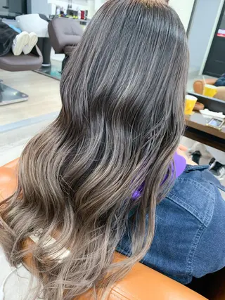 ロング 🥇近藤 恭輔🥇 Recharme新保のヘアスタイル