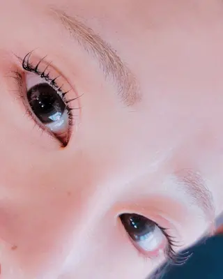 パーマ YELl by showroom所属・アイリスト mikuのマツエク・マツパデザイン