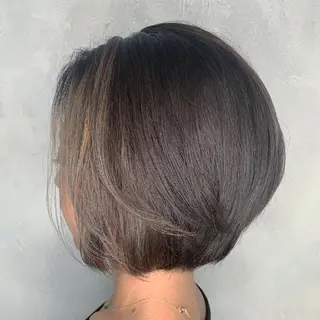 ショート カラー N° aria 三軒茶屋のヘアスタイル