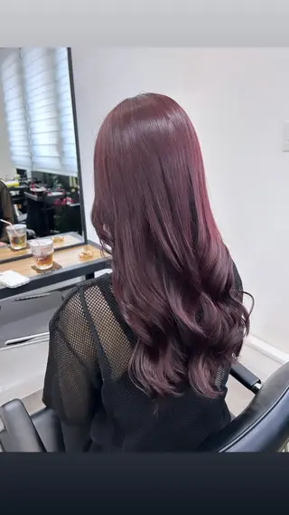 ロング カラー ﾖｼﾀﾞ ﾕｶのヘアスタイル