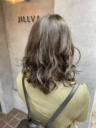 ミディアム MIA　手嶋 良太のヘアスタイル