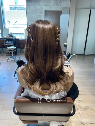 ヘアアレンジ 艶カラー/アレンジ/ はまぐちうみのヘアスタイル