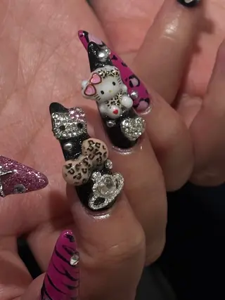 ネイル emure. .のネイルデザイン