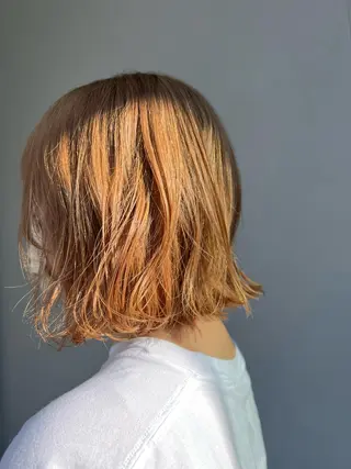 ミディアム カラー APREKO SAYAKAのヘアスタイル