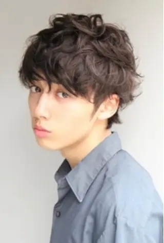 ショート レイヤー支持no.1 ☆笠原翔一のヘアスタイル