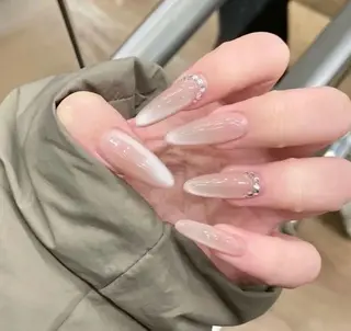 ミディアム Miu Miu Nail Studio所属・yu naのネイルデザイン