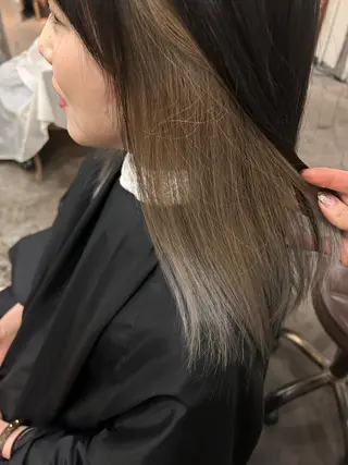 セミロング カラー お任せヘア☘️☘️ 及川渚のヘアスタイル