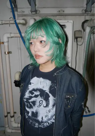 ミディアム WOM所属・KUBO YURAのヘアスタイル