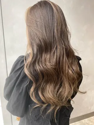 ロング カラー M IIのヘアスタイル