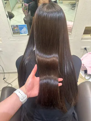 ロング カラー ヘアアレンジ タイトボブ個性派カラ ーAKANEのヘアスタイル