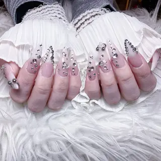 ネイル 🌈Yun nail hyejin💋のネイルデザイン