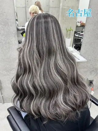 カラー 田中 莉香のヘアスタイル