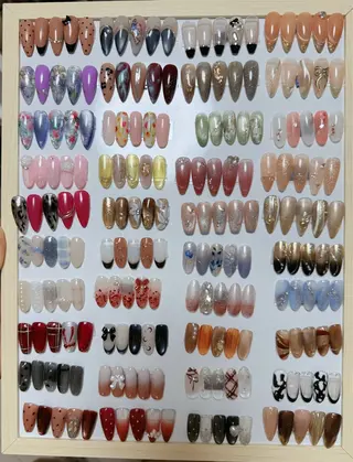 ネイル 高島 夏海のネイルデザイン