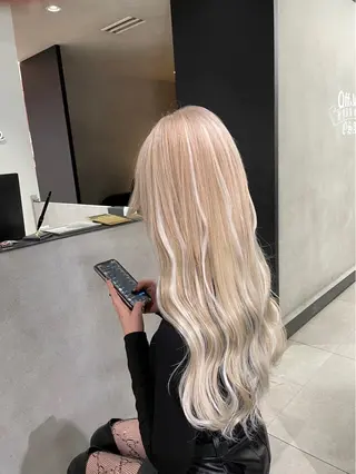 ロング 大阪 梅田/ ハイトーン/エクステのヘアスタイル