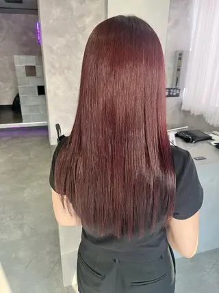 セミロング カラー 伊藤 由妃乃のヘアスタイル