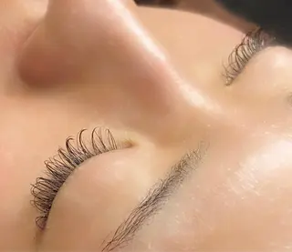 マツエク・マツパ Dahlia beauty新岩聖可のマツエク・マツパデザイン