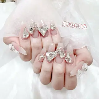 ネイル Lee Nailsのネイルデザイン