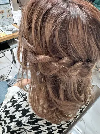 ヘアアレンジ 八木 菜美のヘアスタイル