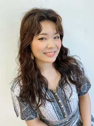 ロング パーマ ヘアアレンジ 古川 琴美のヘアスタイル