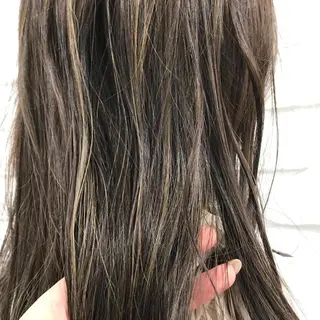 セミロング カラー 【暖色カラー特化】 中山由梨のヘアスタイル