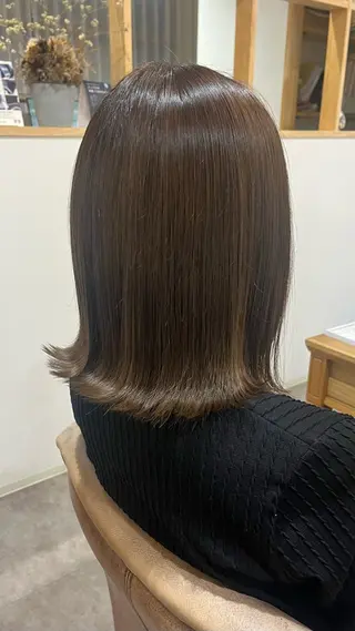 カラー merc.🐑🤍 山口夏希のヘアスタイル