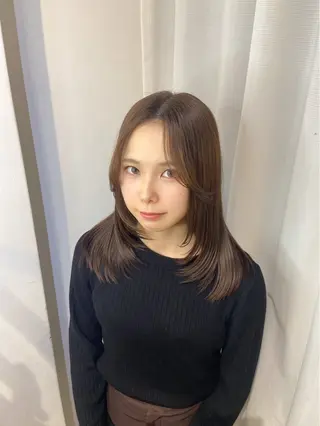 ミディアム 盛田 望来のヘアスタイル