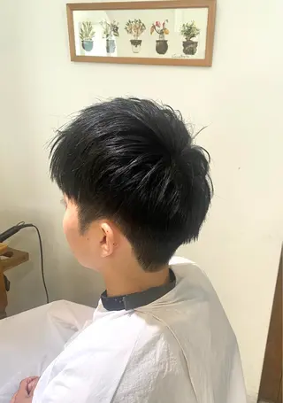 ショート LiC えりのヘアスタイル