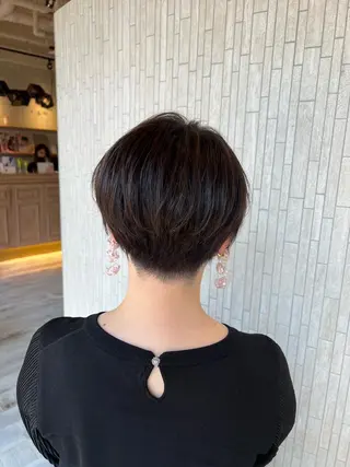 ショート Aya/四条烏丸/ インナーカラーのヘアスタイル