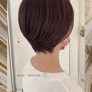 ショート 𝑎𝑦𝑎𝑘𝑎 🕯のヘアスタイル