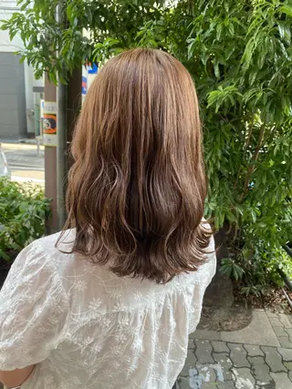 ミディアム 大野 美紅のヘアスタイル