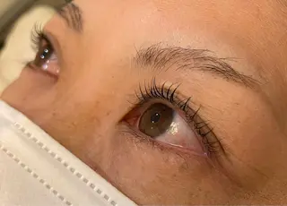 マツエク・マツパ 山本 菜月のヘアスタイル