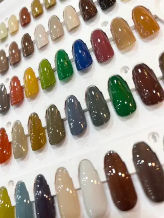 ネイル H. Hinaのネイルデザイン