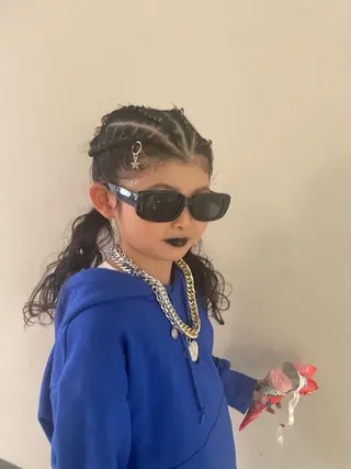 ロング ヘアアレンジ キッズ TNB TOKYO所属・エクステ/コーンロウ KURUMI⛓️🔥のヘアスタイル